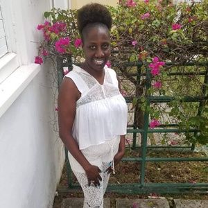 Meet your Posher, Sharon